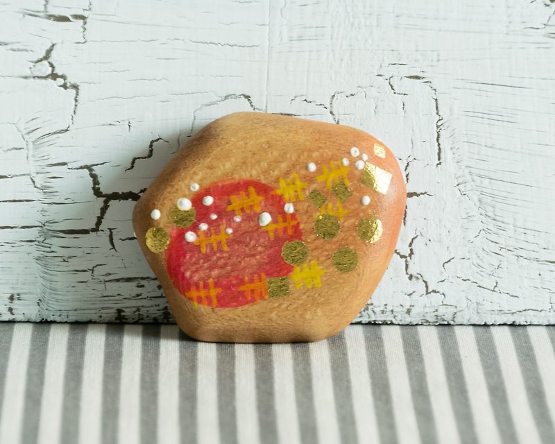 Small Abstract Hand Painted Wood Pocket Mirror (red) - 彩妝刷具/鏡子/梳子 - 木頭 紅色