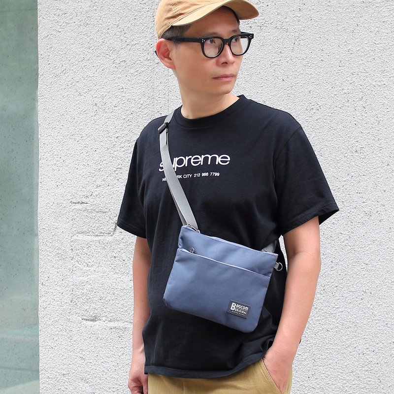 Portable shoulder bag-Blue Grey_108016 - กระเป๋าแมสเซนเจอร์ - วัสดุอื่นๆ สีน้ำเงิน