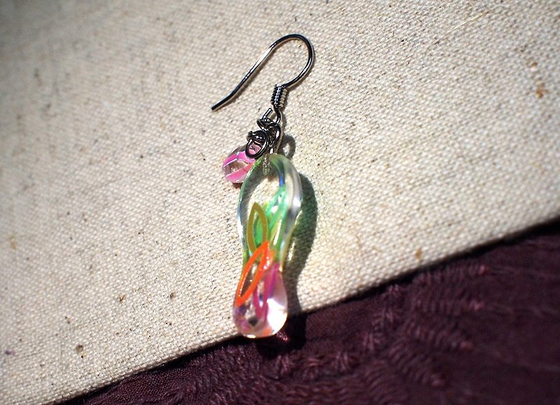Fish and water _ transparent resin _ hanging earrings _ imagine the feeling of fish shaking in the ear _ olive 4 - ต่างหู - เรซิน หลากหลายสี