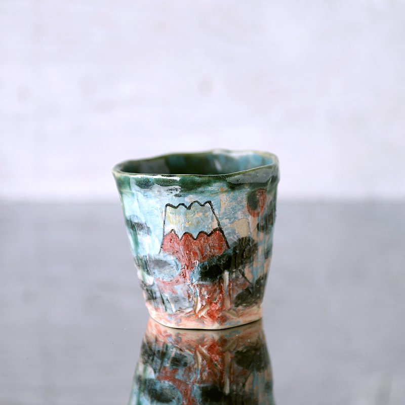 Hand twist · Red cup of Fuji and clouds - Cups - Pottery Red