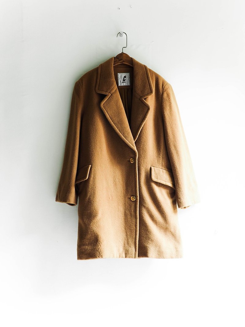 Rivers and mountains - simple and capable Camel Classic French woman Wood buckle sheep antique wool coat wool wool vintage wool vintage overcoat - เสื้อแจ็คเก็ต - ขนแกะ สีนำ้ตาล