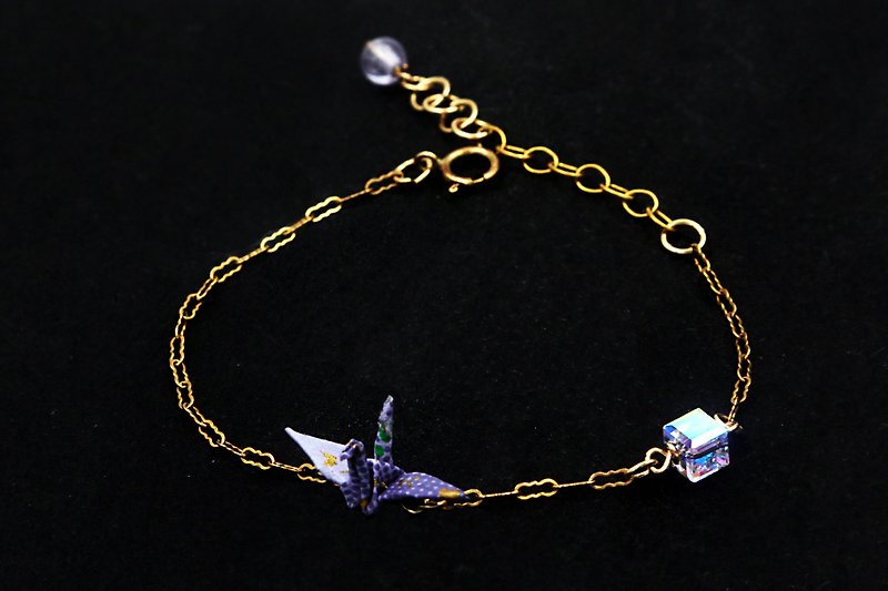 Paper crane Gemstone bracelet. Lavender colored paper - สร้อยข้อมือ - กระดาษ สีม่วง