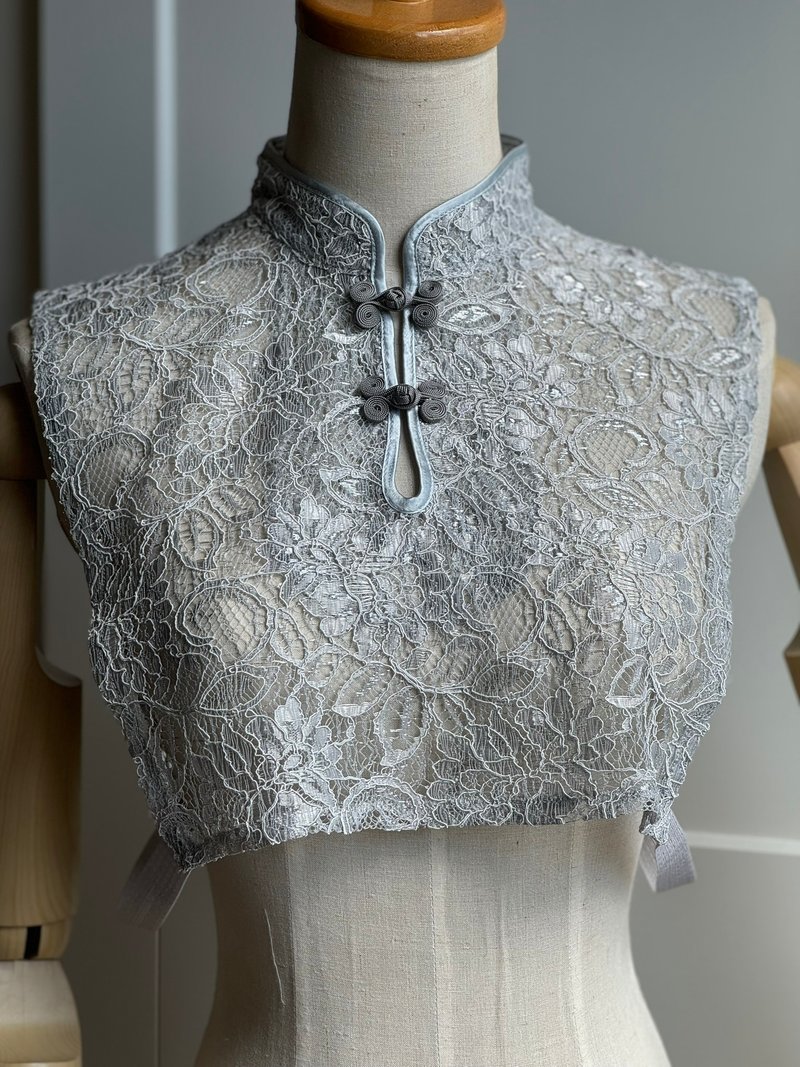 Sales start on October 9th at 8pm Lace Chinese collar / Silver Glacier - กี่เพ้า - เส้นใยสังเคราะห์ สีเงิน