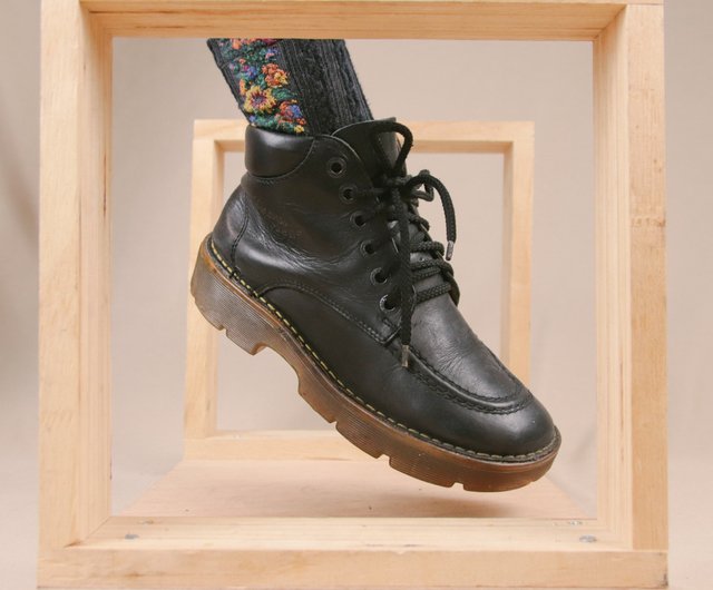 Dr.Martens middle tube Martin E39 UK6 black British made Tsubasa.Y vintage house Shop tsubasay Women s Booties Pinkoi