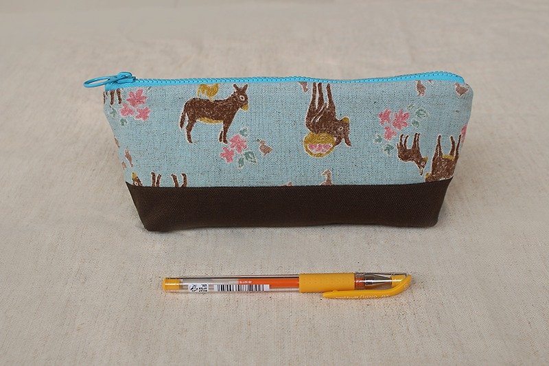 Stitching Bag Pencil Bag - Donkey and Flower Style / Pencil Case Storage Bag - Pencil Cases - Cotton & Hemp 