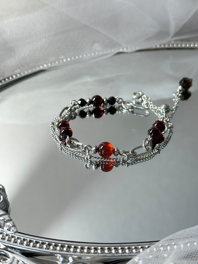 Romantic Scepter Princess Medical Steel Design Crystal Bracelet - Medical Steel/Red Stone/Fanta Stone - สร้อยข้อมือ - คริสตัล สีแดง