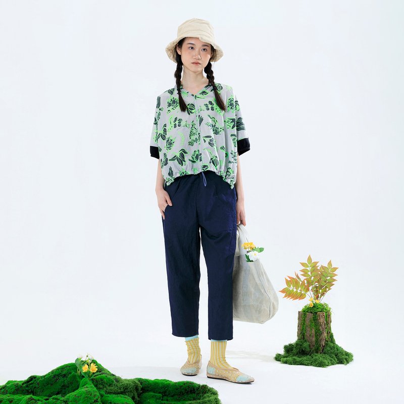 隱隱暗織紋抽繩九分休閒褲 - 女長褲 - 棉．麻 藍色
