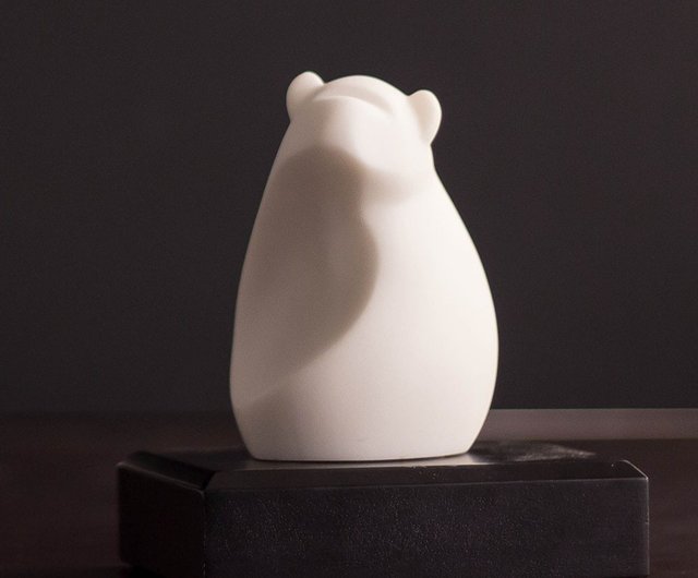 ブロンズ製子供と羊の置物 約10cm （干支] Quan Art Gallery