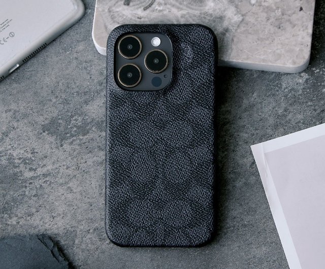 ラスト2点‼️【新品】Coach - iPhone 16 - ブラック クリスマスギフト【COACH】iPhone 16 シリーズ 上質耐衝撃スマホケース