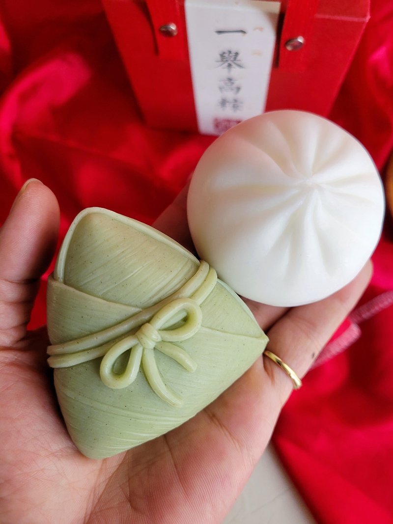 Subscription type [Zong] Xinyi Mugwort bag with essential oil soap and candidate must-have rice dumpling gift box newly released - Soap - Essential Oils Khaki