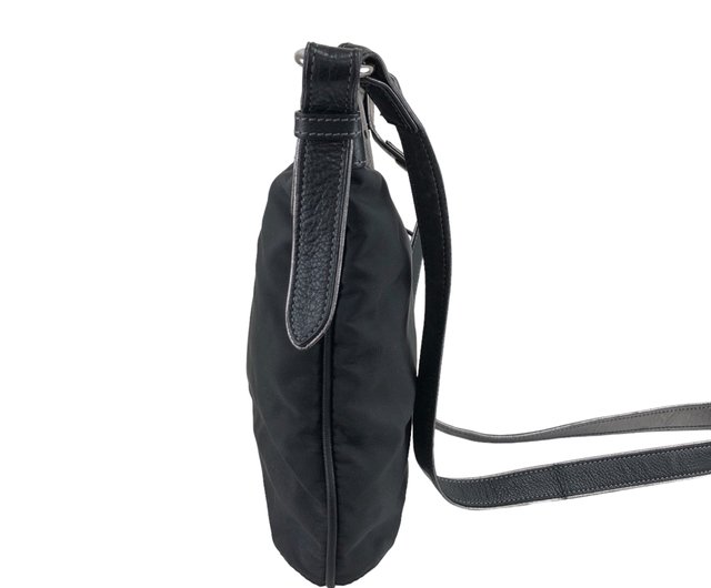 ロエベ LOEWE ワンショルダーバッグ - ナイロン×レザー 黒×ダークブラウン バッグ ロエベ LOEWE ワンショルダーバッグ レザー＆ナイロン 黒 美品