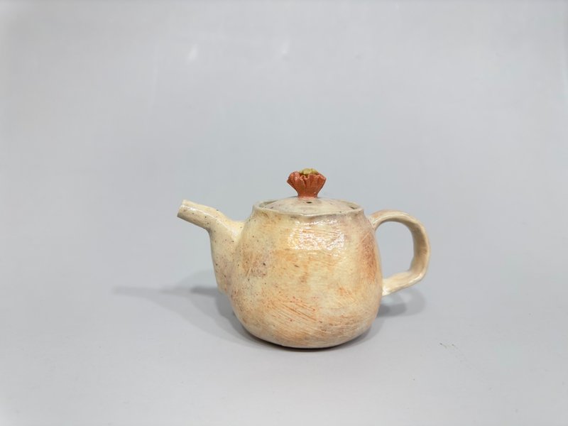 Tipsy series teapot - ถ้วย - ดินเผา 