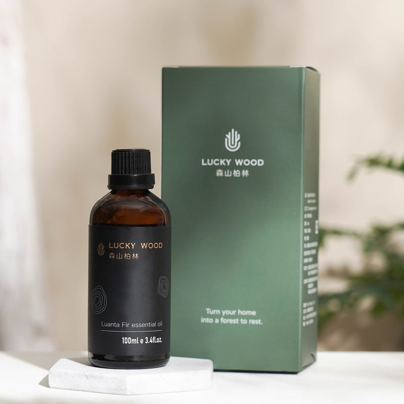 【LUCKY WOOD】Moriyama Cedarwood Essential Oil 100ml (Boxed) - น้ำหอม - ไม้ 