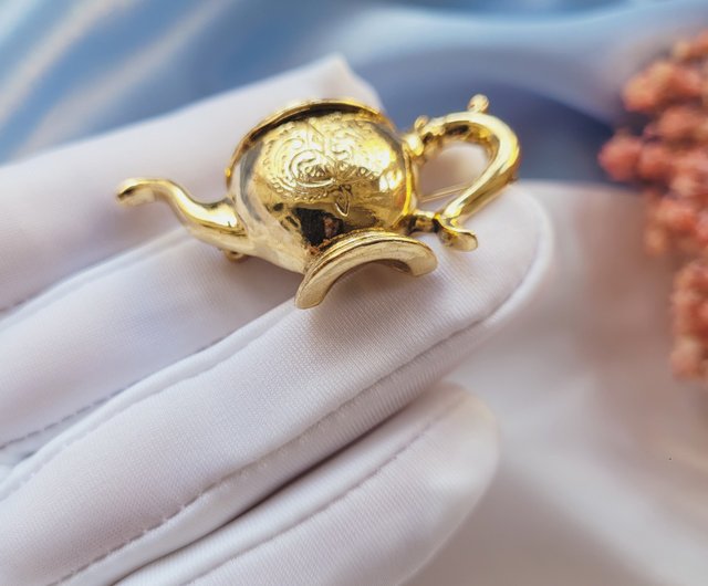 Teapot brooch sales