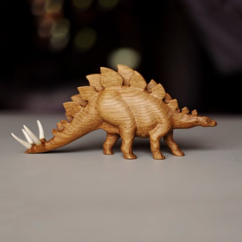 ステゴザウルス 木彫り 置物 ステゴザウルス 木彫り 置物