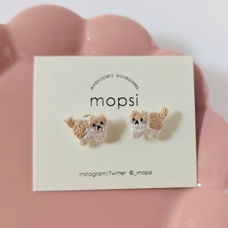 横向きねこ(茶ハチワレ)　刺繍ピアス/イヤリング - 耳環/耳夾/耳骨夾 - 繡線 咖啡色