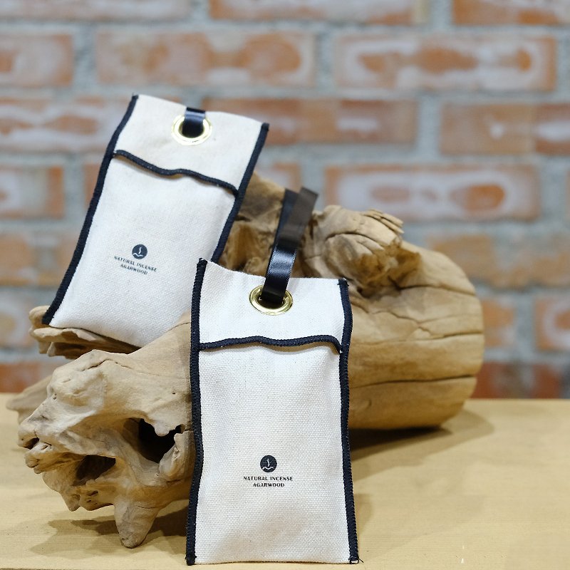 Natural agarwood with traditional Chinese herbal spice and aromatherapy sachet - Other - Cotton & Hemp White