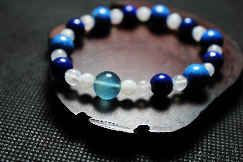 Gemstone bracelet   lapis lazuli   Blue Fluorite  Moonstone - สร้อยข้อมือ - เครื่องเพชรพลอย สีน้ำเงิน