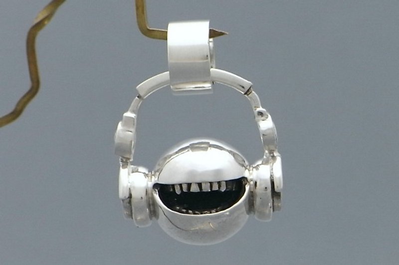 head phone open mouth smile ball pendant S (s_m-P.48) 微笑 笑哈哈 銀 垂饰 颈链 项链 头戴式听筒 - Necklaces - Sterling Silver Silver