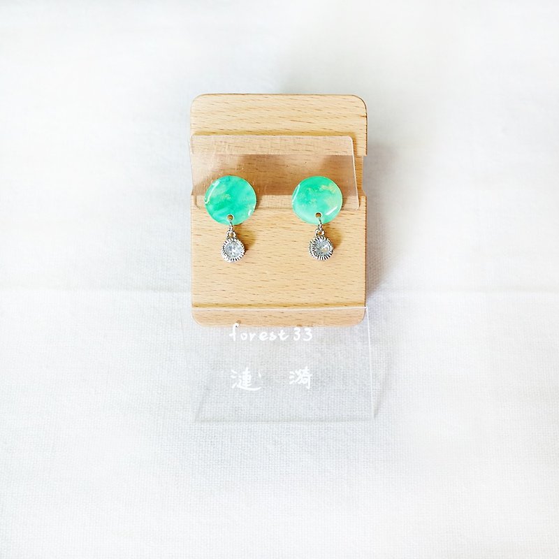 Ripples hand-painted on-ear earrings, Clip-On/ear needles - Earrings & Clip-ons - Waterproof Material Green