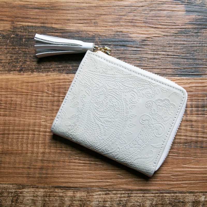 Botanical Paisley Mini Wallet Horse Leather Paisley Compact Made in Japan Japan [White] - กระเป๋าสตางค์ - หนังแท้ ขาว