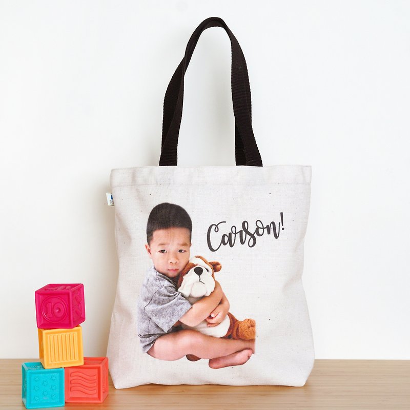 Customized photo tote bag / Use children's photos to make the most practical bag - กระเป๋าคุณแม่ - เส้นใยสังเคราะห์ 