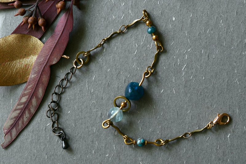 Double Planet Series Stone Fluorite x Stone x Bronze Bronze - Bracelets - Copper & Brass Blue