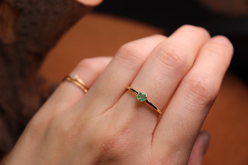 [Hua Lin akari] Retro three-claw ring emerald - แหวนทั่วไป - เครื่องประดับ สีทอง