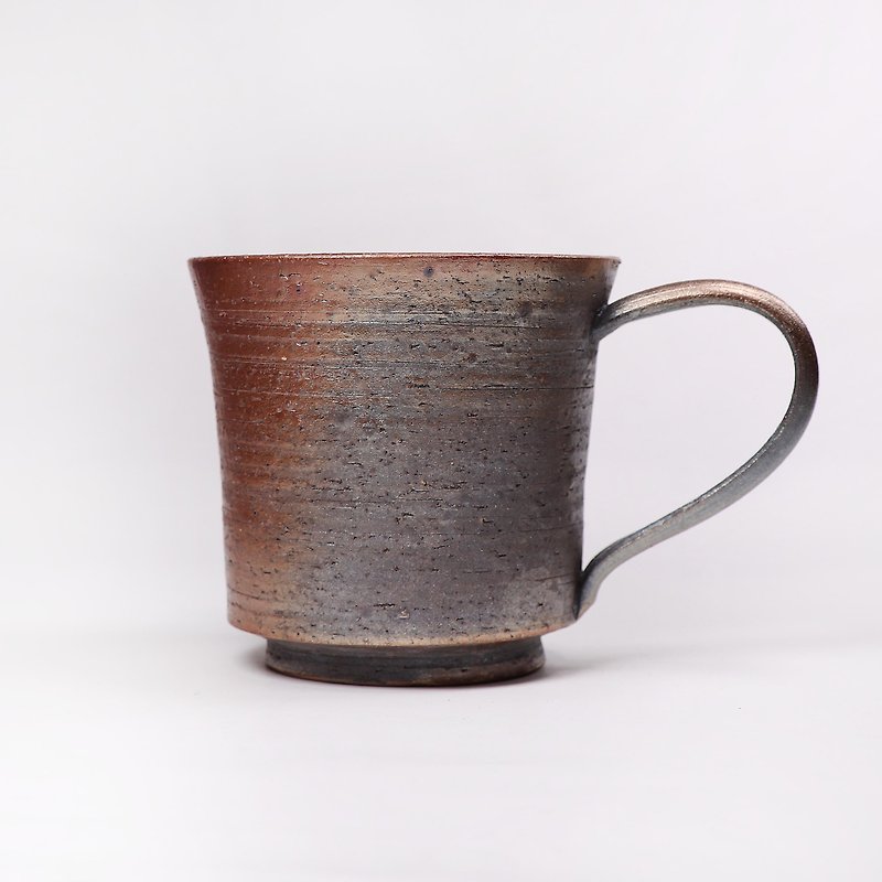 Ming bud ki l firewood unglazed gold color mug - แก้วมัค/แก้วกาแฟ - ดินเผา หลากหลายสี