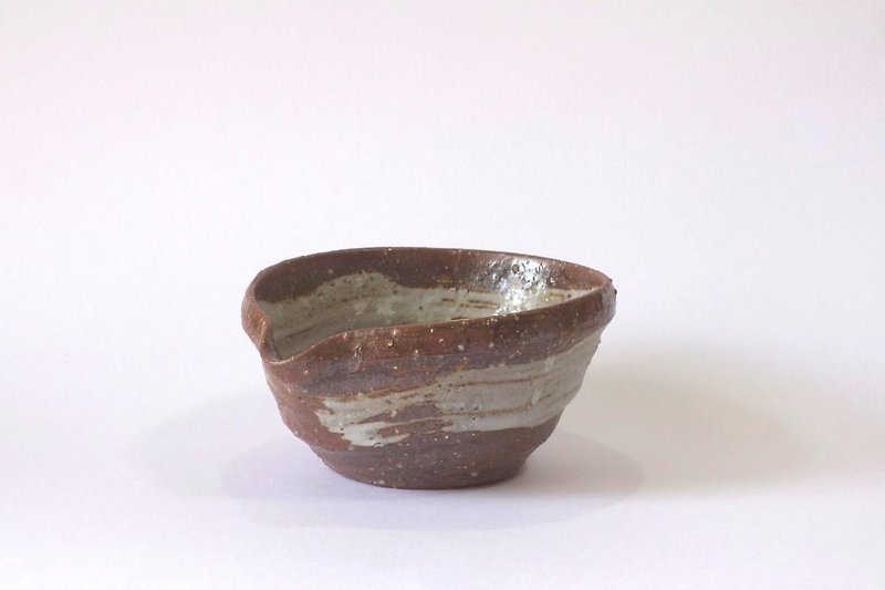 Pruning opening - Bowls - Pottery 