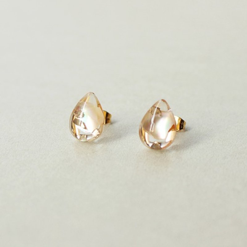 White Shell Drop Earrings / Clip-On - Earrings & Clip-ons - Resin White