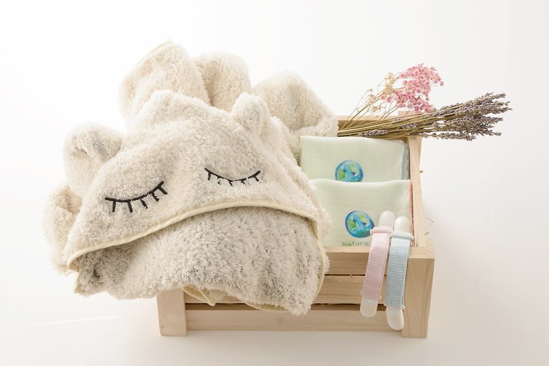 Loved Baby Gift Set - Baby Gift Sets - Eco-Friendly Materials White