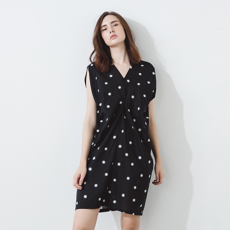 Ruched mini dress - Polka dots - ชุดเดรส - ผ้าฝ้าย/ผ้าลินิน สีดำ