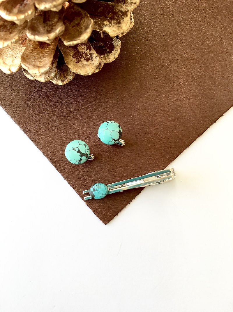 Kingman Turquoise Set-up Tiepin Necktie pin, Cuffs, For gift - กระดุมข้อมือ - หิน สีน้ำเงิน
