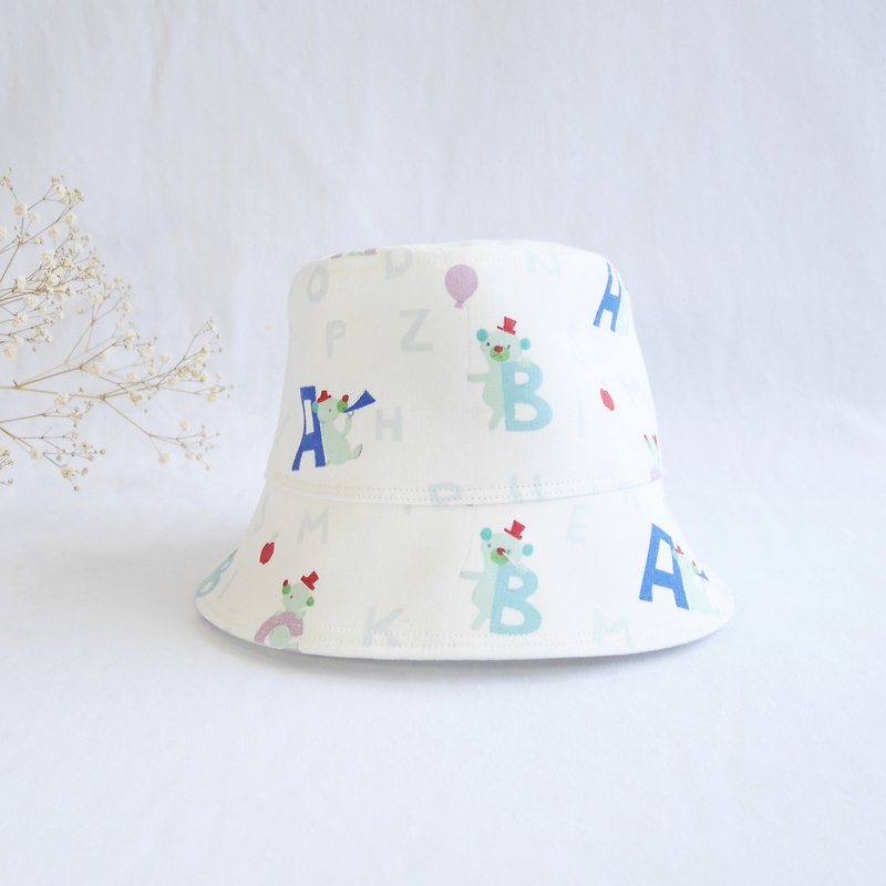 [東京限定] KIDS小孩漁夫帽 | 字母派對 - 圍兜/口水巾 - 其他材質 白色
