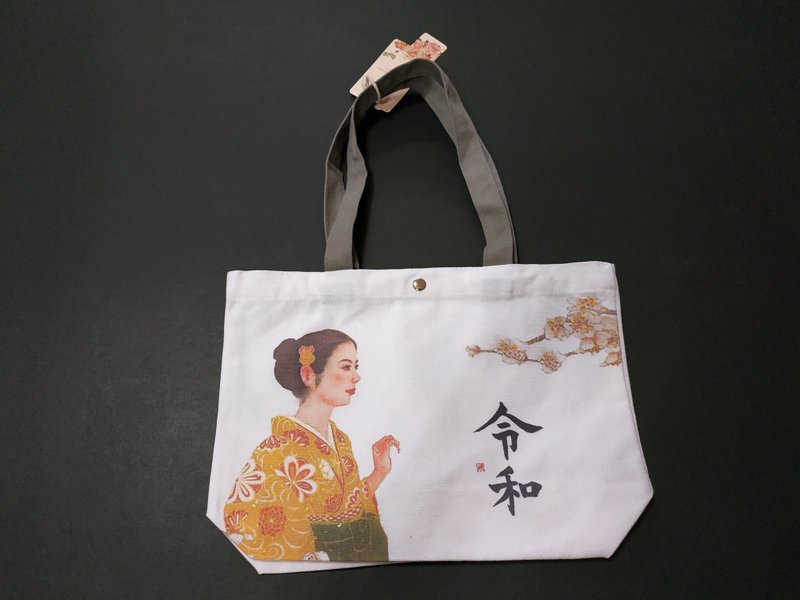 Kimono lady order and petite character bag - กระเป๋าถือ - วัสดุอื่นๆ 