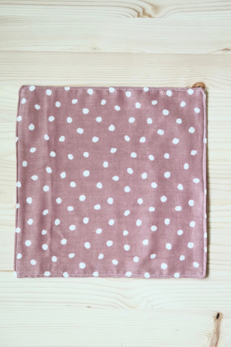 Double-sided double yarn handkerchief small square [water jade powder] - Handkerchiefs & Pocket Squares - Cotton & Hemp Pink