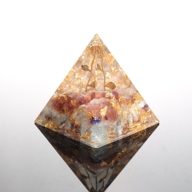 [Valentine's Day Gift] Love Little Prince Crystal Orgonite Crystal Great Pyramid - ของวางตกแต่ง - คริสตัล สึชมพู