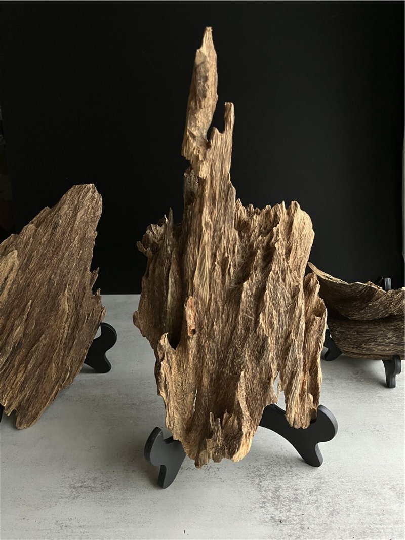 [Heavy Oil/Daily Style] Wild Kalimantan Agarwood Ornament (You can choose the shape inside) Feng Shui Ornament - ของวางตกแต่ง - ไม้ 