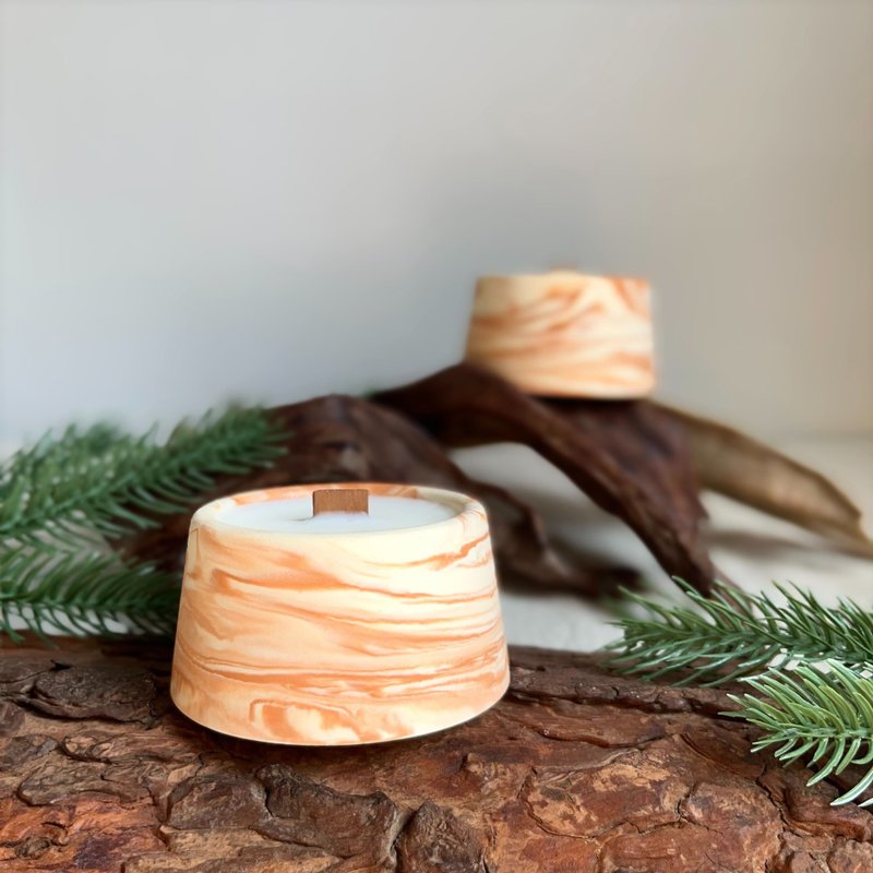 Wood / Honolulu Hermit / Scented Candles / The Breathe - เทียน/เชิงเทียน - วัสดุอื่นๆ สีส้ม