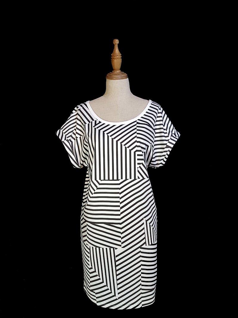 阿登森林迷彩B 設計款洋裝 - 洋裝/連身裙 - 聚酯纖維 白色