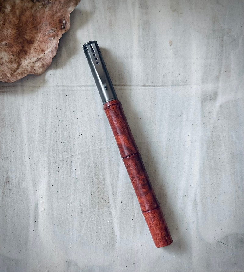 (Bamboo) Semi-capped Burmese Rosewood Burmese Fountain Pen (Black Titanium Color) - ปากกาหมึกซึม - ไม้ 