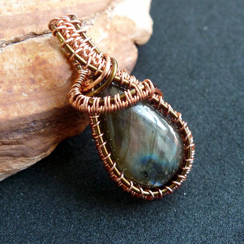 Misssheep-WW07 Classical Handmade Metal Wire Labradorite Pendant Necklace - Necklaces - Other Metals 