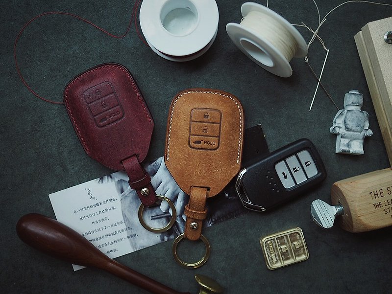 純手工牛皮本田Honda車鑰匙套 顏色款式可客製化 可訂製刻字禮物 - 鑰匙圈/鎖匙扣 - 真皮 多色