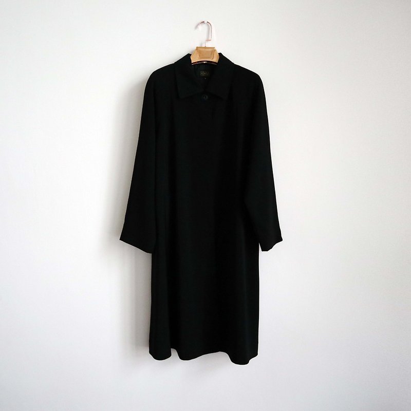 Pumpkin Vintage. Ancient black minimalist coat jacket - Women's Casual & Functional Jackets - Other Materials Black