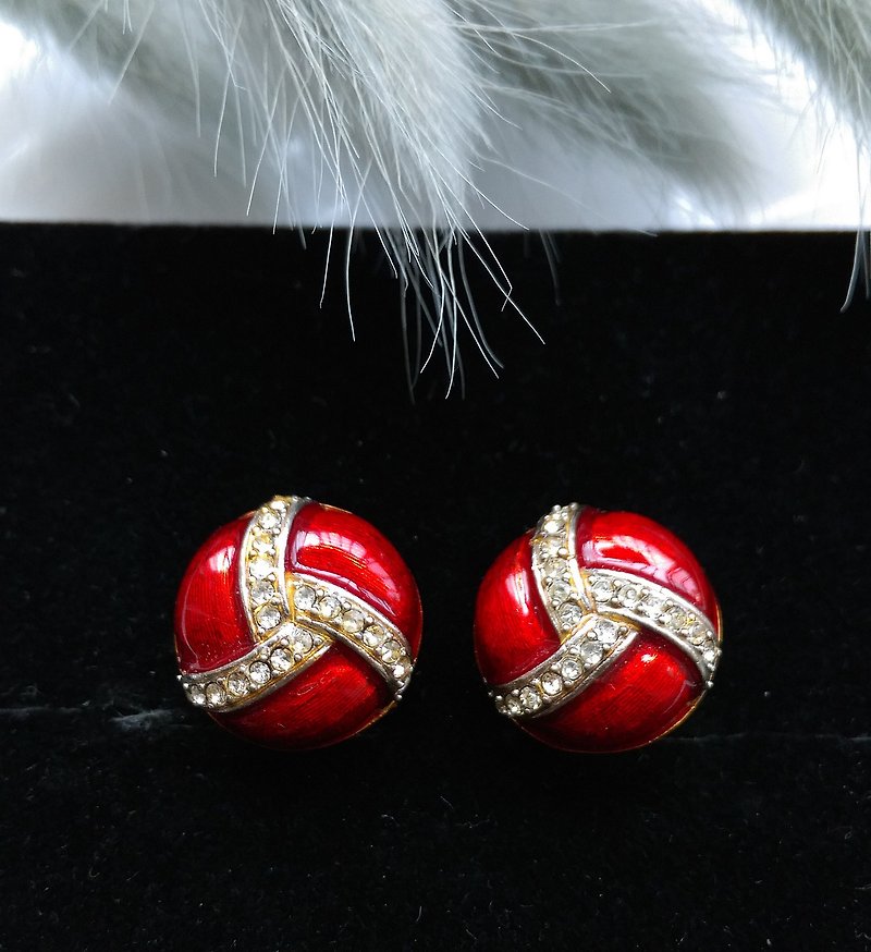 [Western antique jewelry / old age] 1970's ear small compact red clip earrings - Earrings & Clip-ons - Other Metals Red