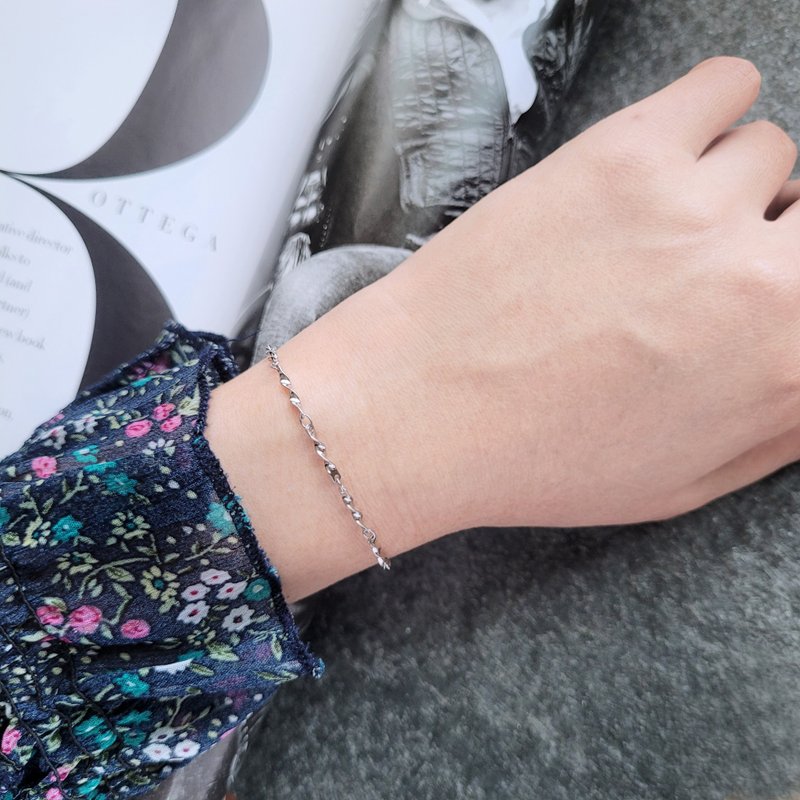 微光。白鋼細手鍊  不怕水不變色防過敏 - 手鍊/手環 - 不鏽鋼 銀色