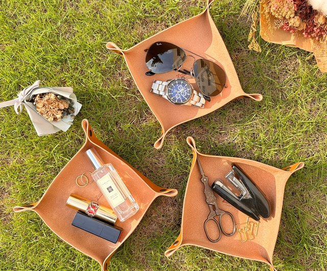 トレイ 7835f1eccb.jpg