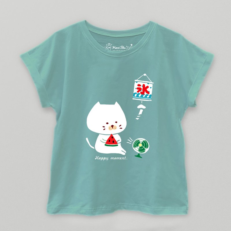 Bun cat eats watermelon T-shirt - เสื้อยืดผู้หญิง - ผ้าฝ้าย/ผ้าลินิน สีเขียว