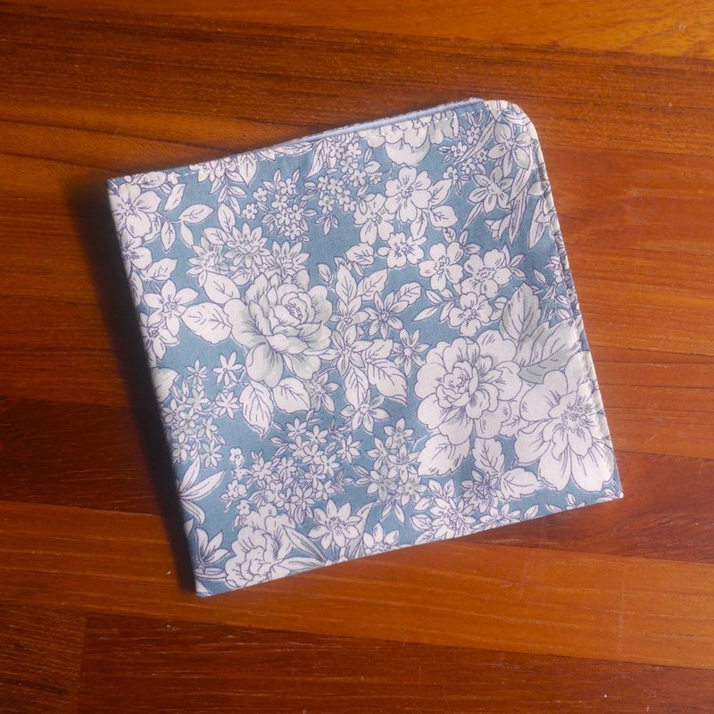 Japanese cotton handkerchief = elegant flower = Teal(5 colors in total) - ผ้าเช็ดหน้า - ผ้าฝ้าย/ผ้าลินิน 